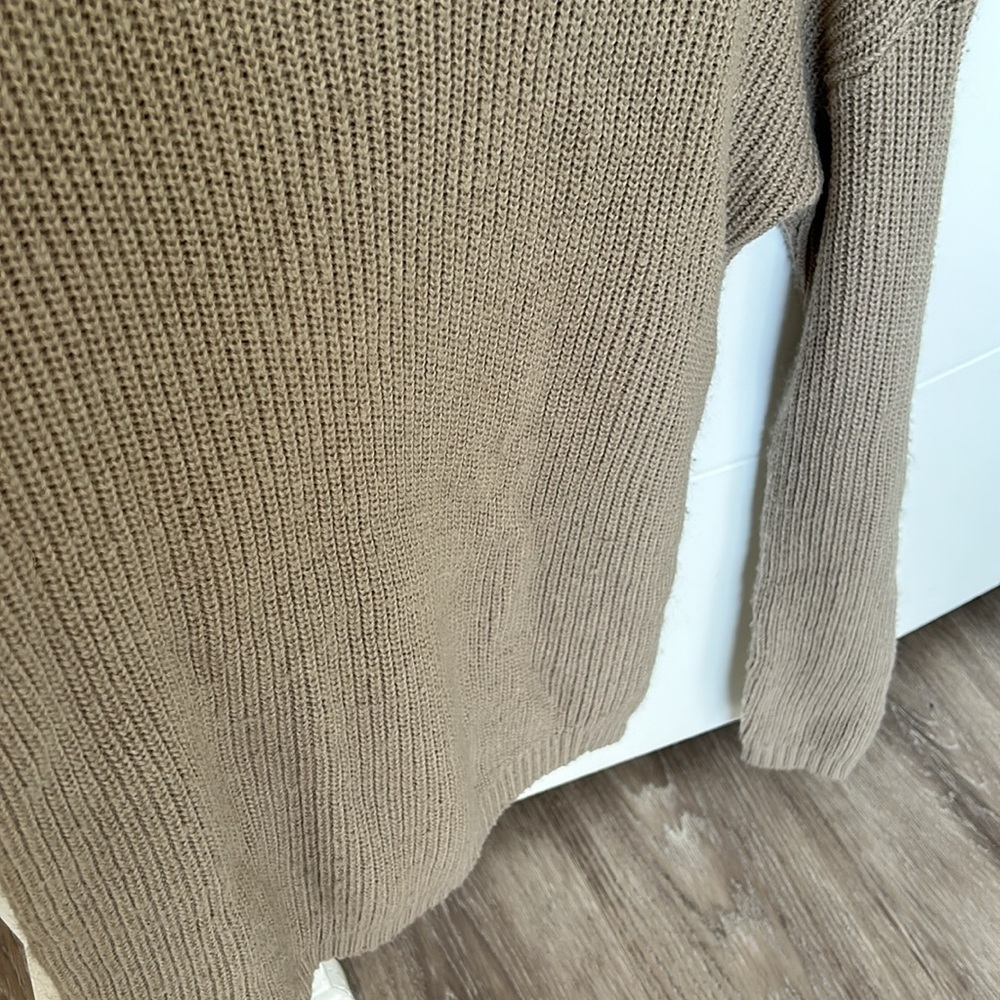 TKEQ knit sweater - Picture 3 of 5